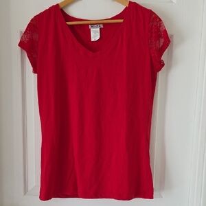 Fitted Red Short Sleeve Tee With Lace Cap Shoulders Plus Size 1XL